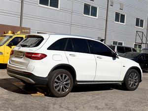 Mercedes Benz GLC Class - Vista 8