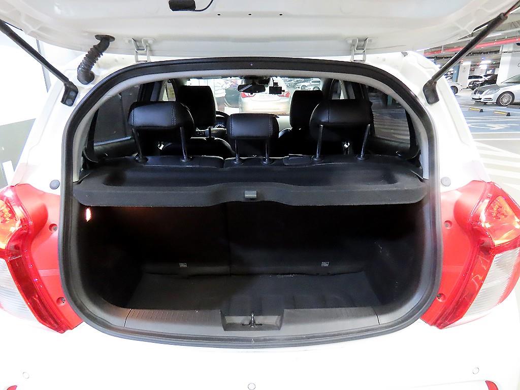 Chevrolet Spark 2019 Blanco - Importación desde Corea - HF Imports Iquique - Foto 17