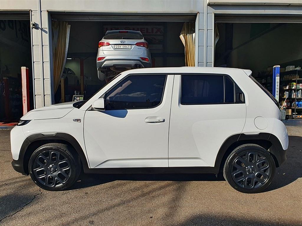 HYUNDAI Casper - Vista 7