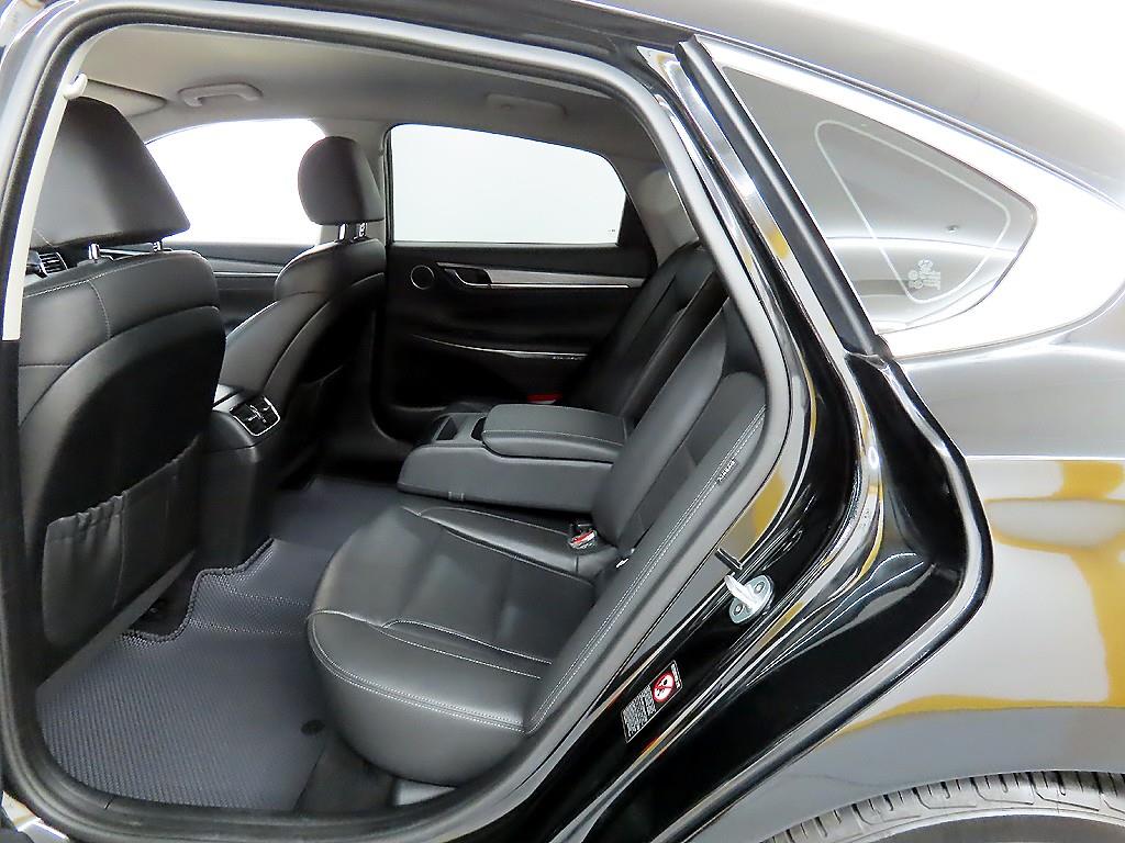 HYUNDAI Grandeur - Vista 6