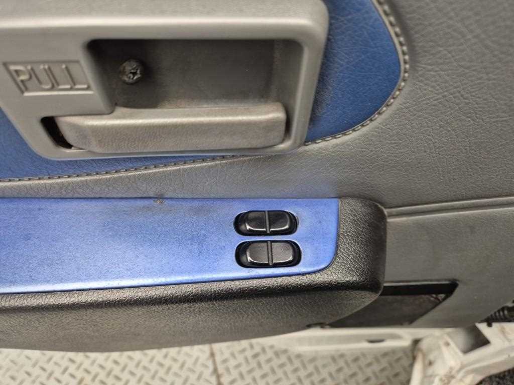 DAEWOO Damas 2017 Blanco - Importación desde Corea - HF Imports Iquique - Foto 13