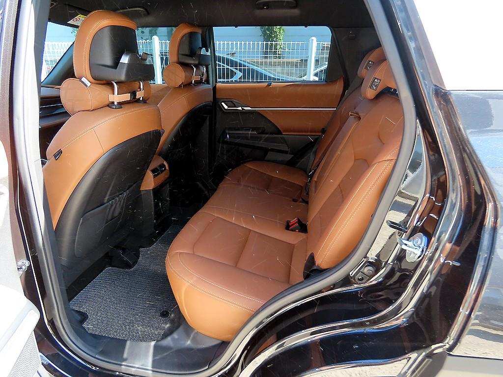 Ssangyong Torres - Vista 6