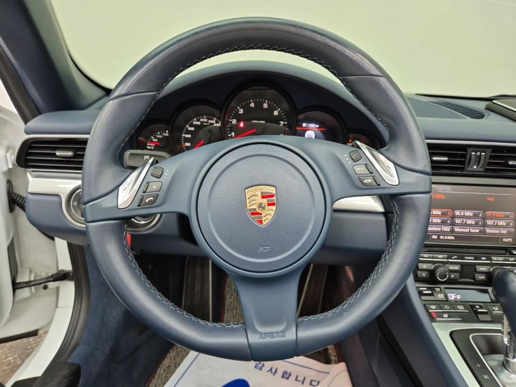 Porsche 911 - Vista 9