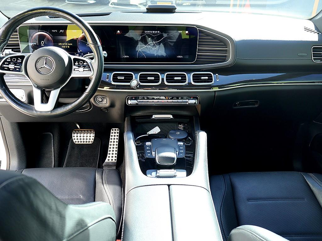 Mercedes Benz GLE Class - Vista 9