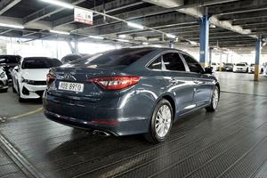 HYUNDAI Sonata - Vista 8