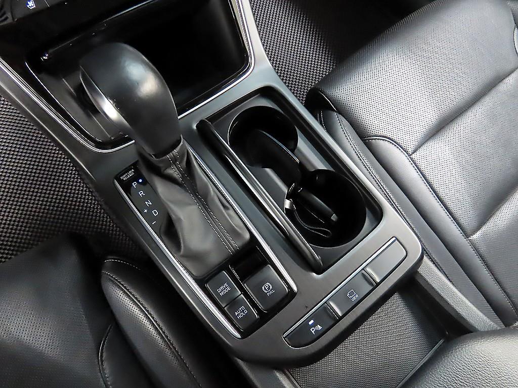 HYUNDAI Grandeur - Vista 10