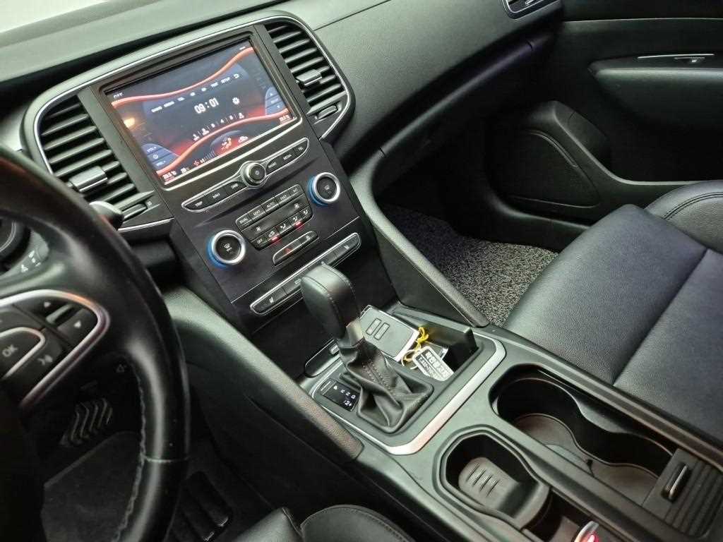 SAMSUNG SM6 - Vista 9