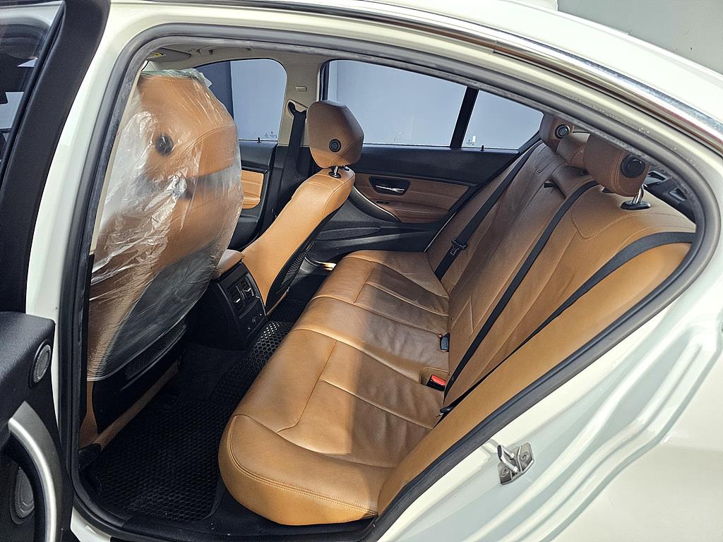 BMW 3 series - Vista 9