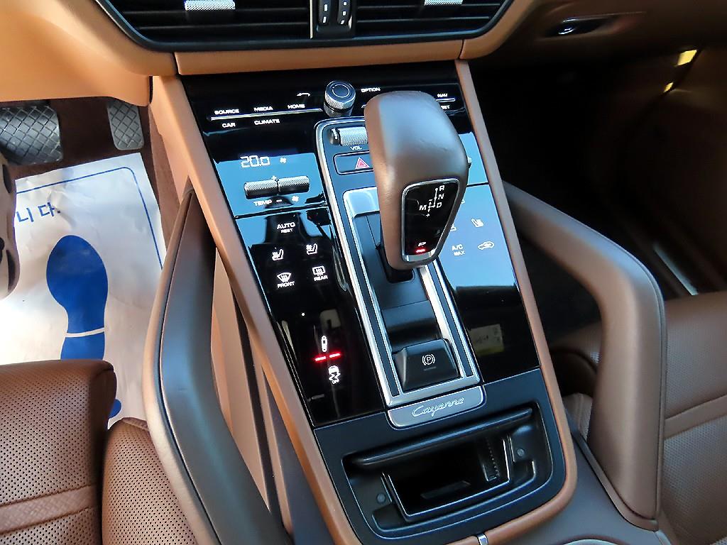 Porsche Cayenne - Vista 10