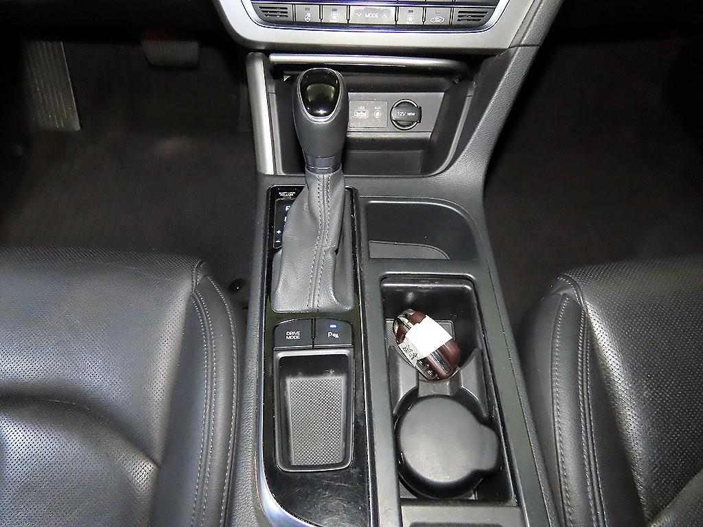 HYUNDAI Sonata - Vista 11