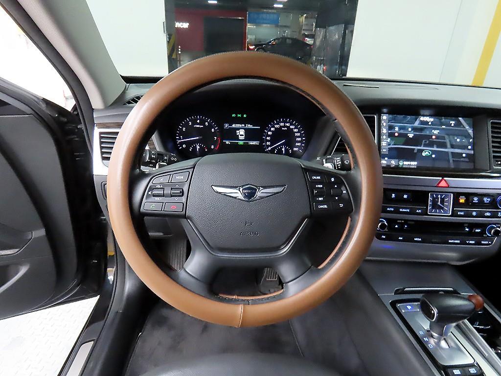 Genesis G80 - Vista 9