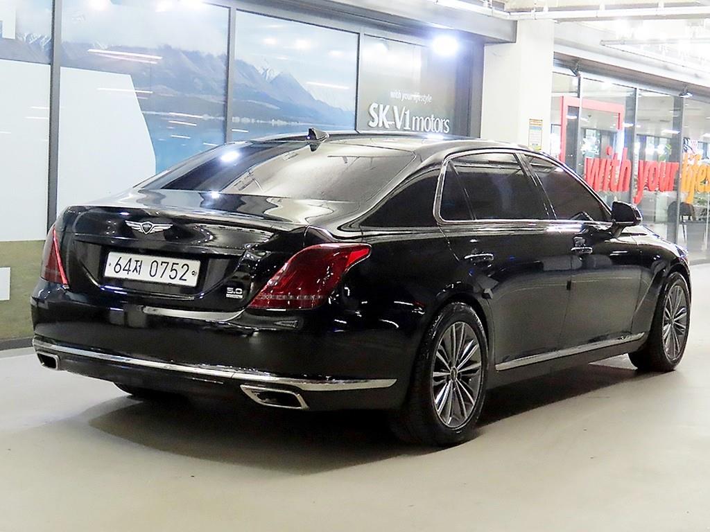 Genesis EQ900 - Vista 4