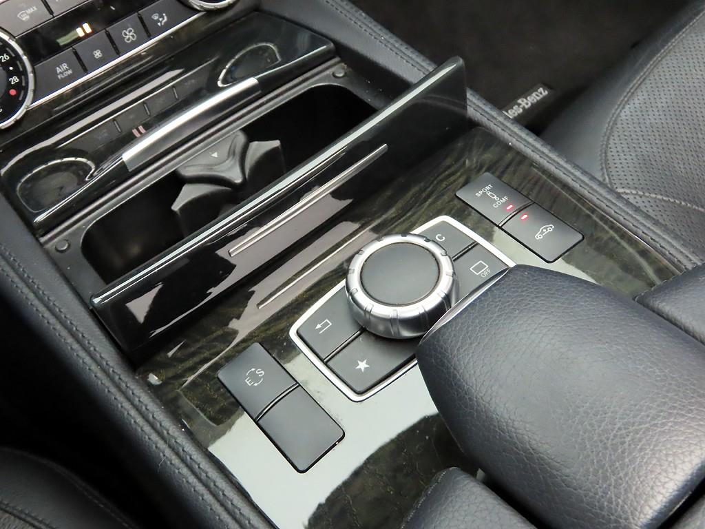 Mercedes Benz CLS Class - Vista 11