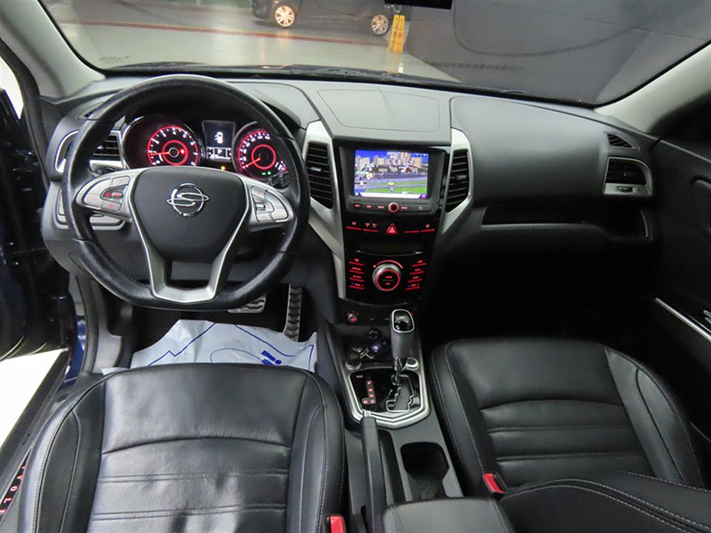 Ssangyong Tivoli - Vista 7