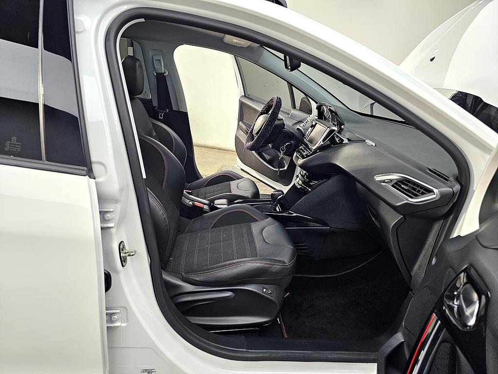 Peugeot 2008 - Vista 11