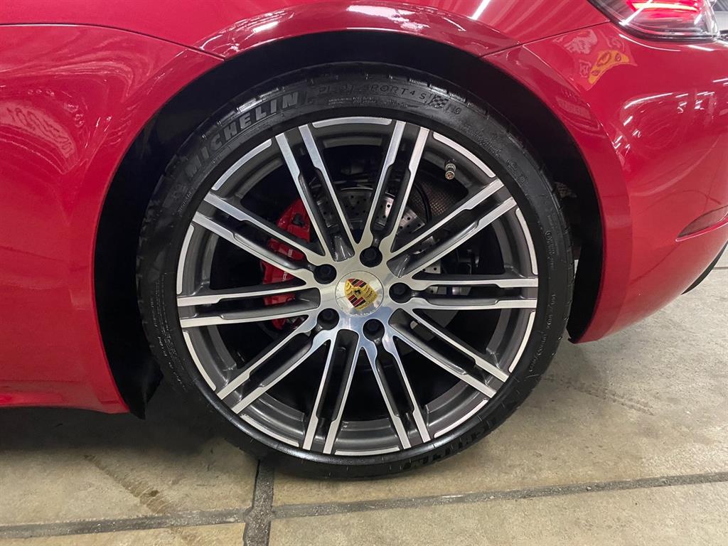 Porsche 718 2018 Rojo - Importación desde Corea - HF Imports Iquique - Foto 13