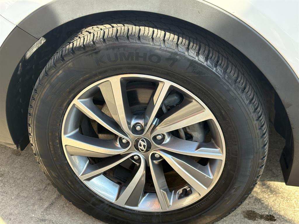 HYUNDAI Santa Fe - Vista 8