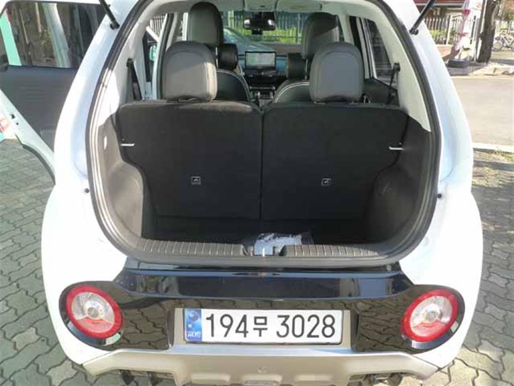 HYUNDAI Casper - Vista 6