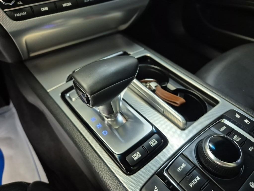 Genesis G80 - Vista 8