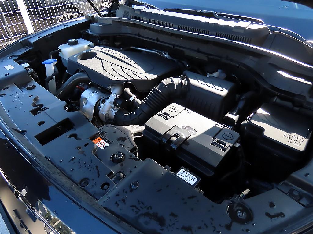 Ssangyong Torres 2025 Negro - Importación desde Corea - HF Imports Iquique - Foto 19