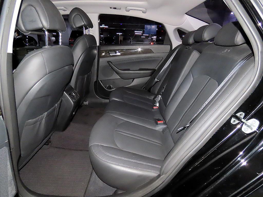 HYUNDAI Sonata - Vista 6