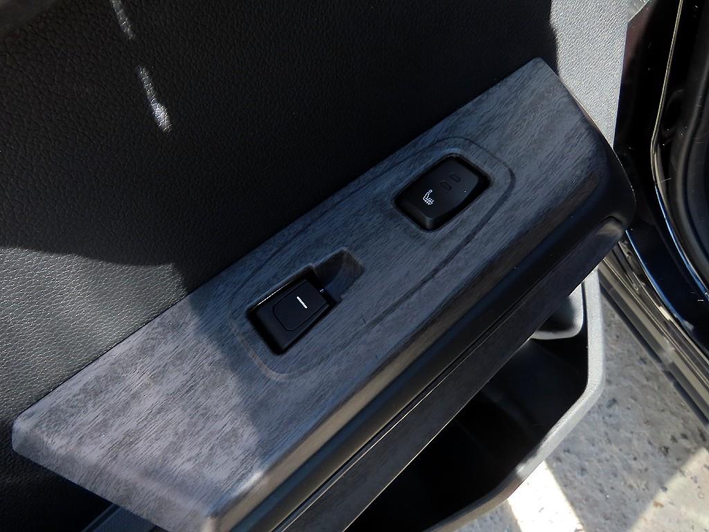 Ssangyong Torres 2025 Negro - Importación desde Corea - HF Imports Iquique - Foto 16