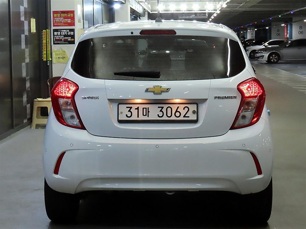 Chevrolet Spark - Vista 5
