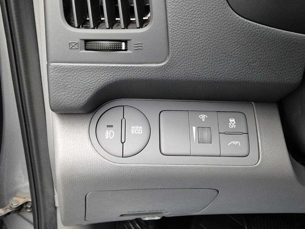 HYUNDAI Starex 2018 Gris - Importación desde Corea - HF Imports Iquique - Foto 15