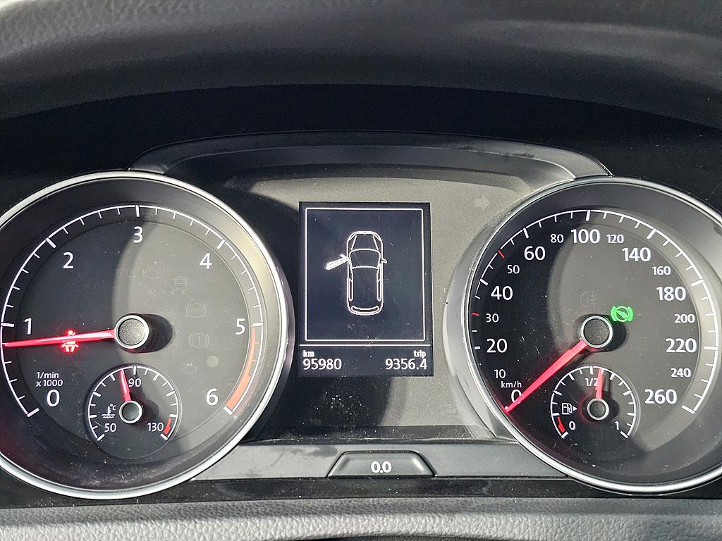 Volkswagen Golf - Vista 7