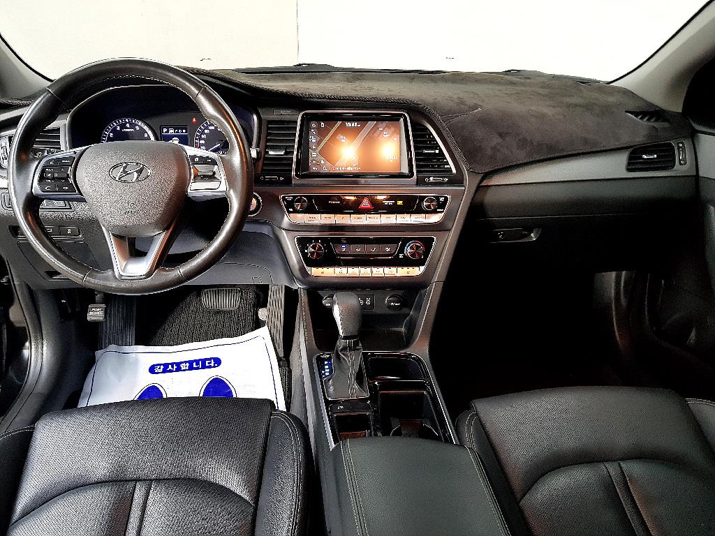 HYUNDAI Sonata - Vista 5