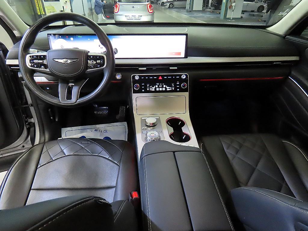 Genesis GV80 - Vista 10