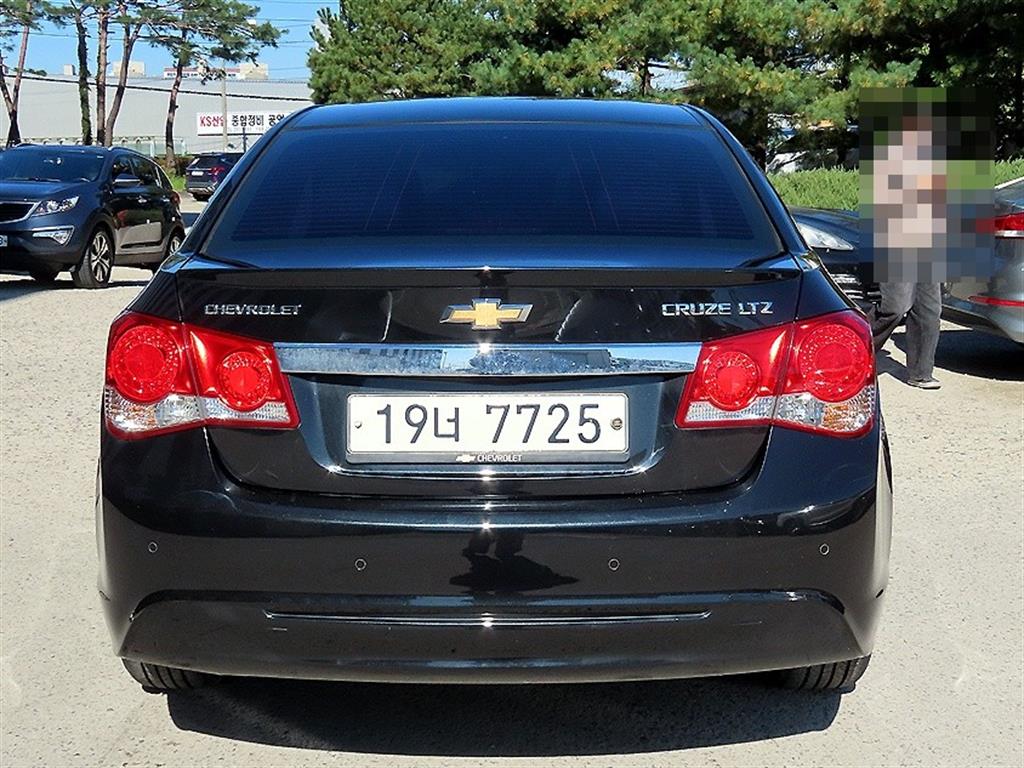 Chevrolet Cruise - Vista 4