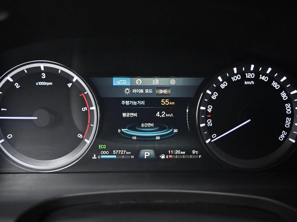 Ssangyong Rexton - Vista 8