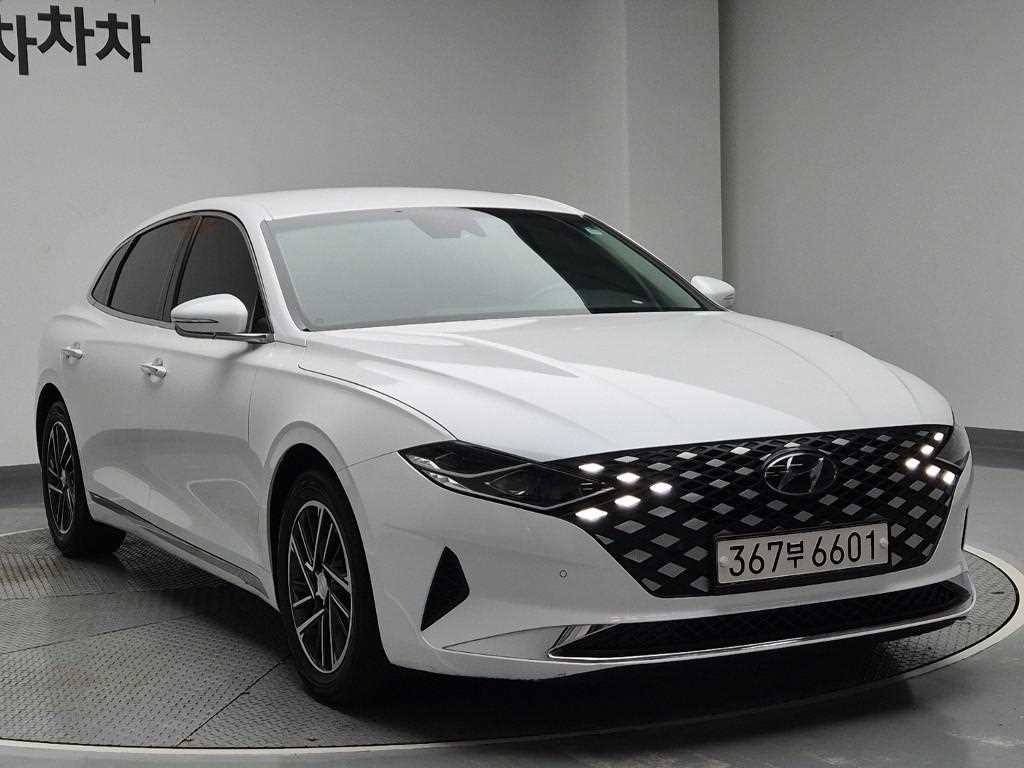 HYUNDAI Grandeur - Vista 4