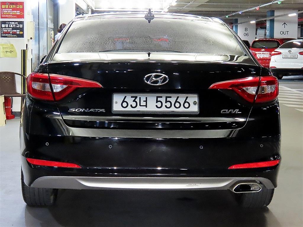 HYUNDAI Sonata - Vista 4