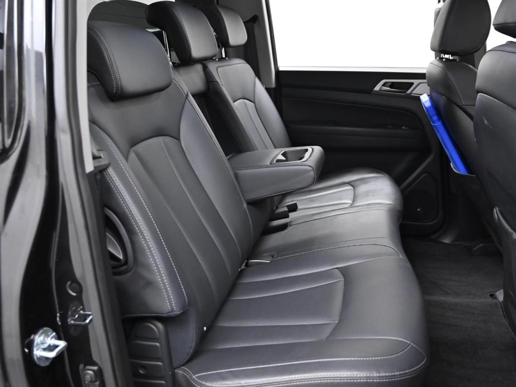 Ssangyong Rexton - Vista 12