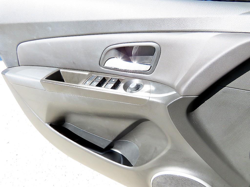 Chevrolet Cruise - Vista 11