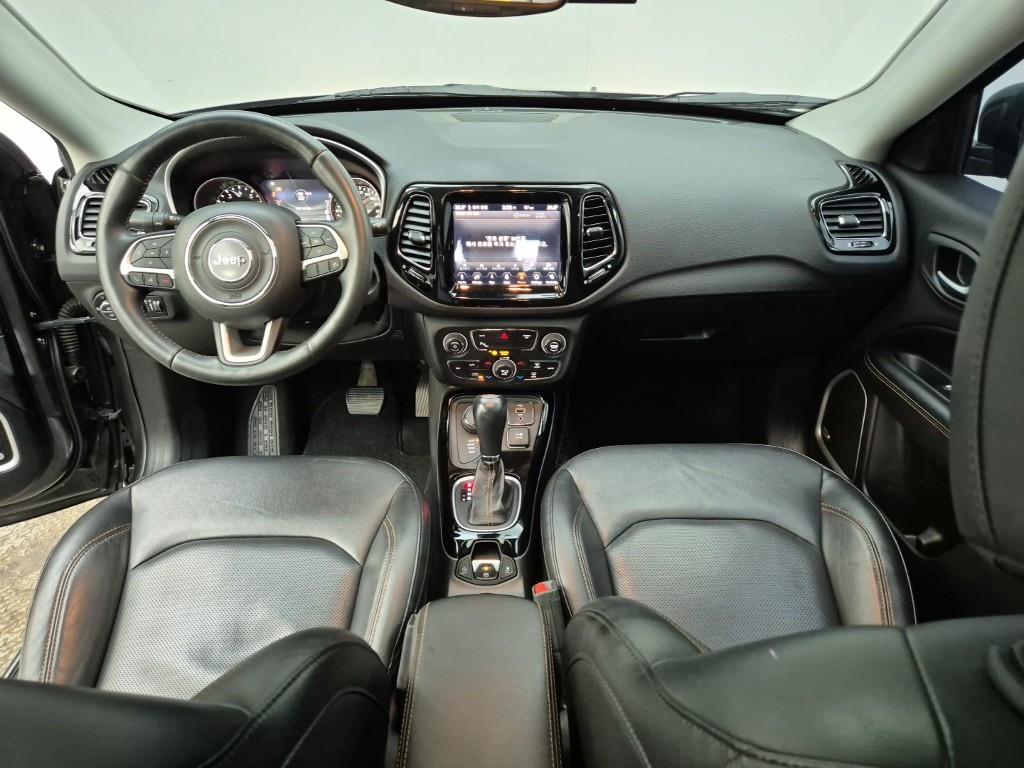 Jeep Compass - Vista 5