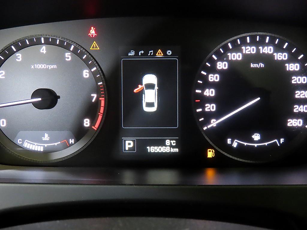 HYUNDAI Sonata - Vista 8