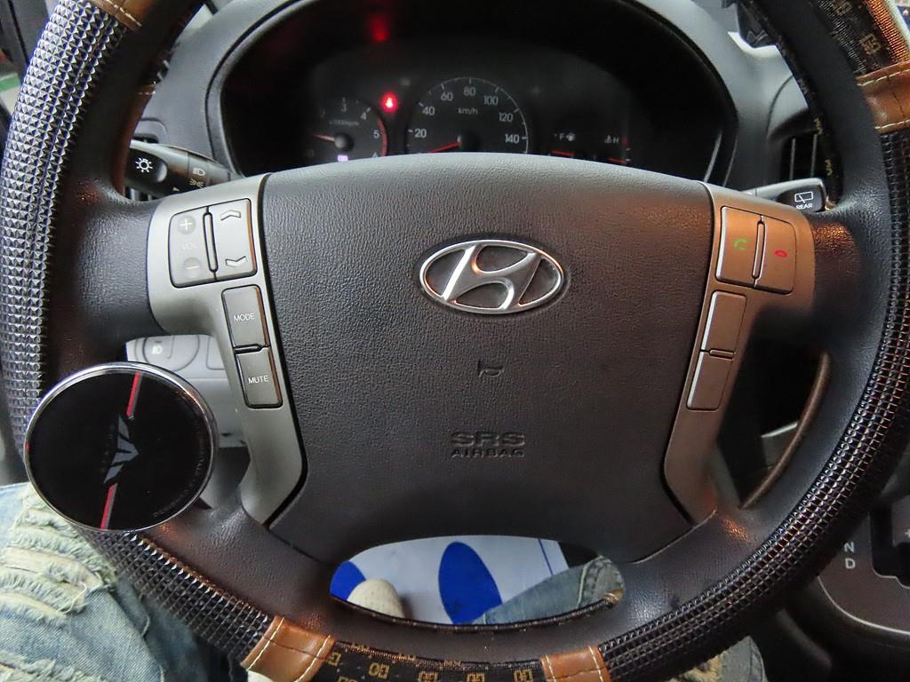 HYUNDAI Starex - Vista 11