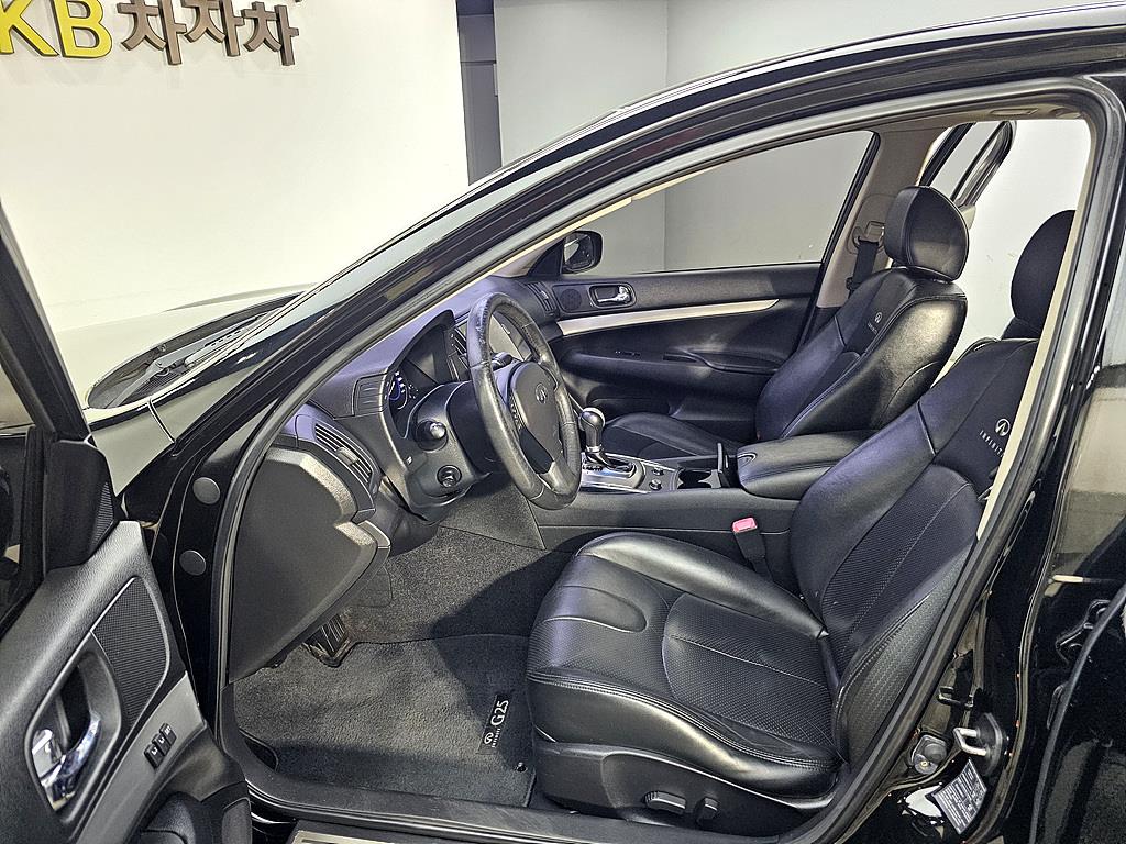 Infiniti G - Vista 8