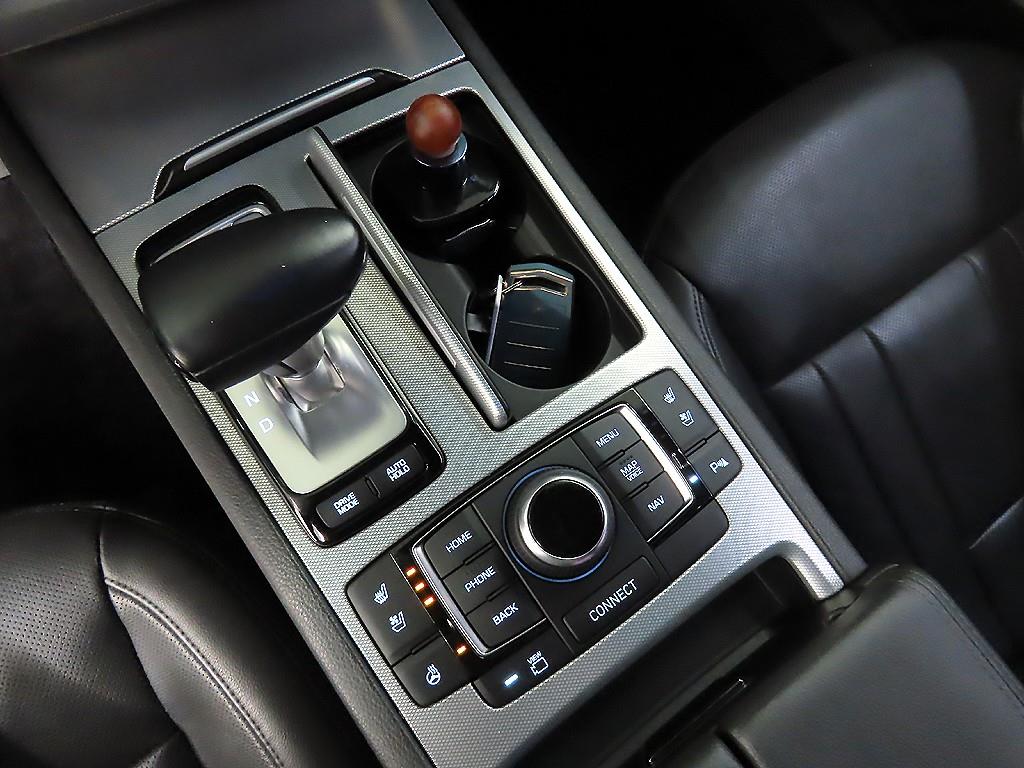 Genesis G80 - Vista 10