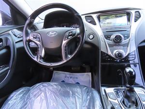 HYUNDAI Grandeur - Vista 12