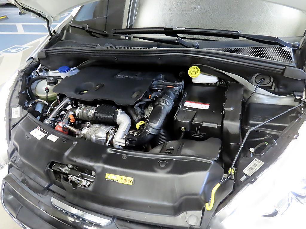 Peugeot 208 2015 Blanco - Importación desde Corea - HF Imports Iquique - Foto 17