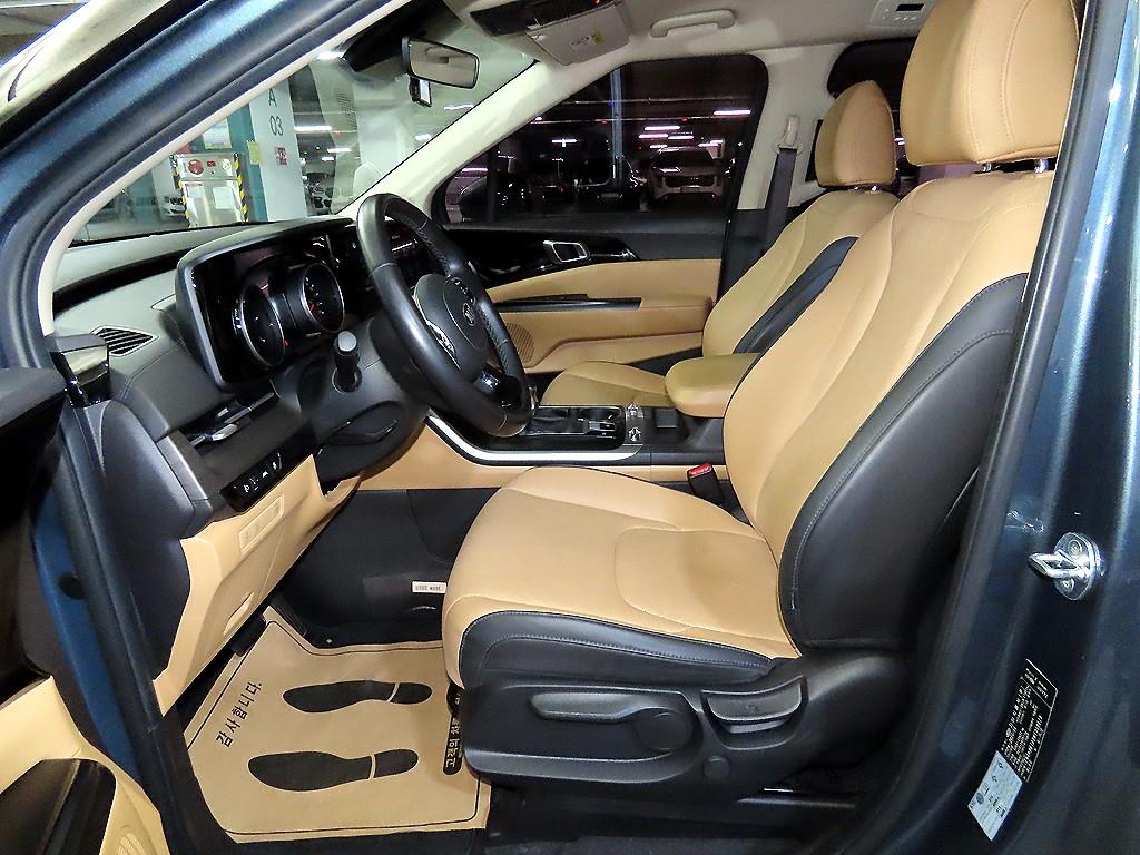 KIA Carnival - Vista 6