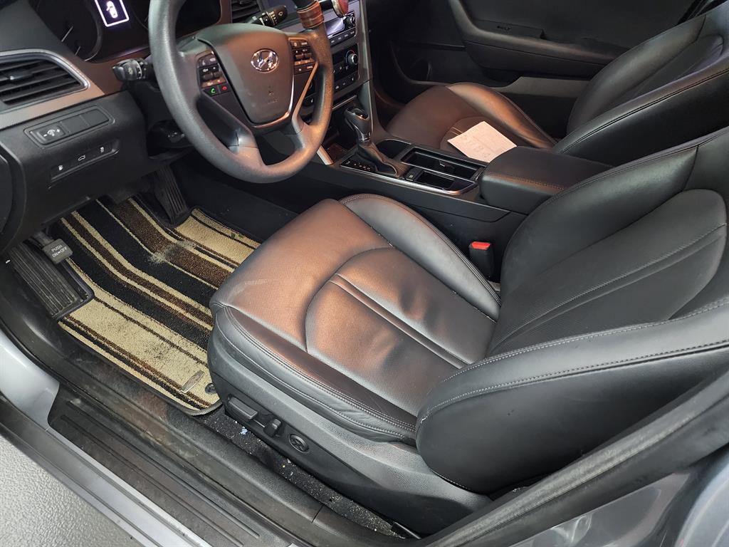 HYUNDAI Sonata - Vista 12