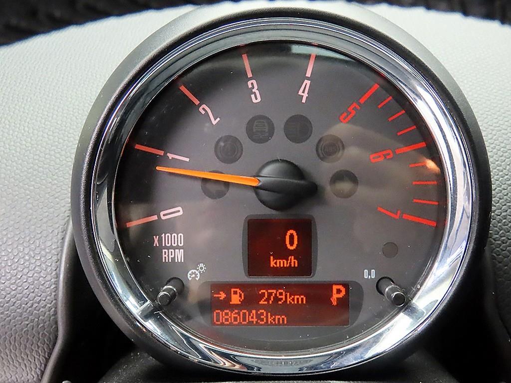 Mini Countryman - Vista 8