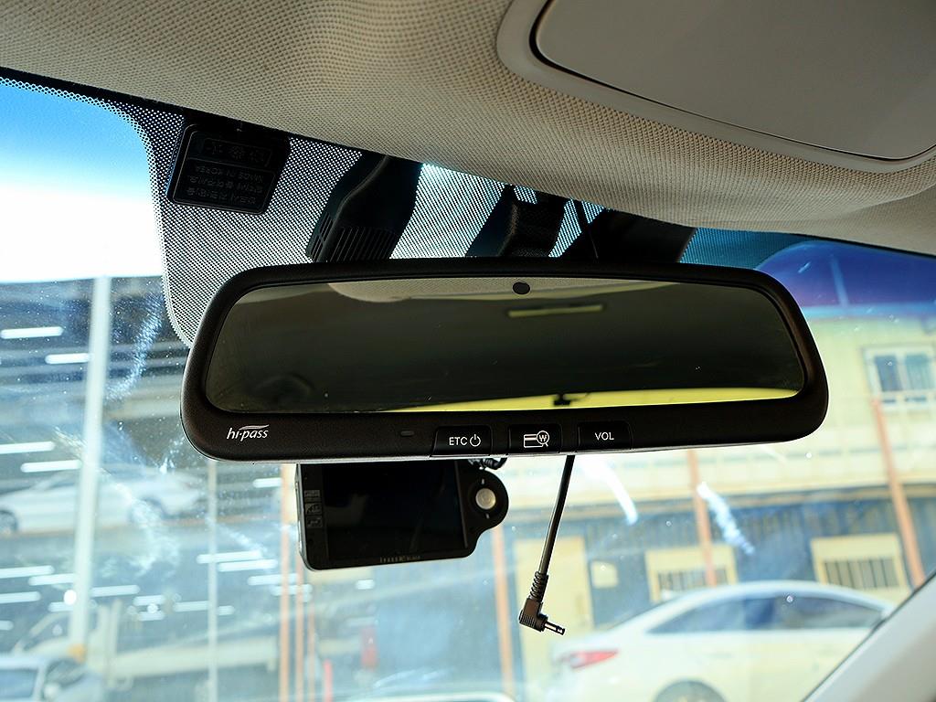 HYUNDAI Avante 2017 Blanco - Importación desde Corea - HF Imports Iquique - Foto 13