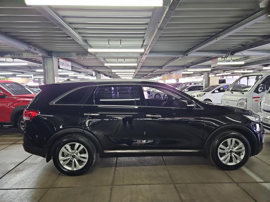 KIA Sorento - Vista 4