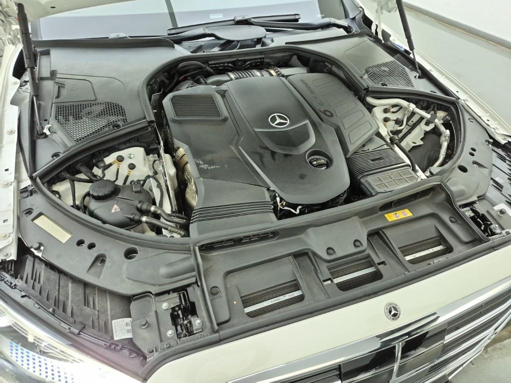 Mercedes Benz S Class - Vista 6